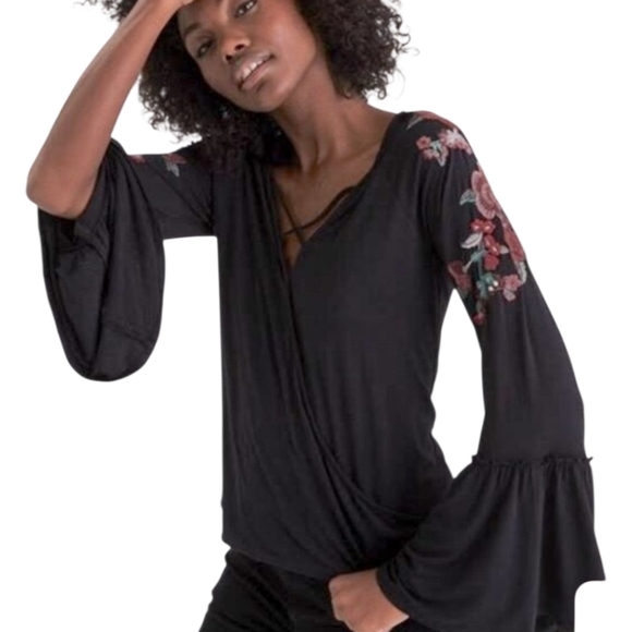 American Eagle Embroidered Top Large - Picture 1 of 5